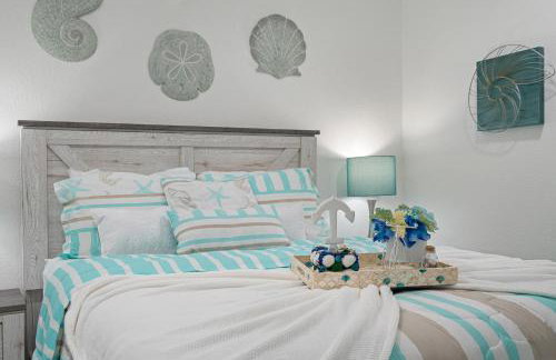 Sunset Paradise - Find yourself in Tampa - Photo 17