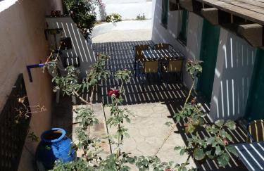 Four Seasons Rooms & Apartments - Foto 19