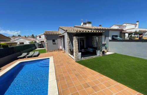 Casa en L Escala con piscina y WIFI free - Foto 11