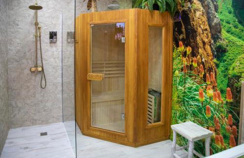 APARTAMENTO ESTRELLA SAUNA SPa JACUZZI - Photo 18