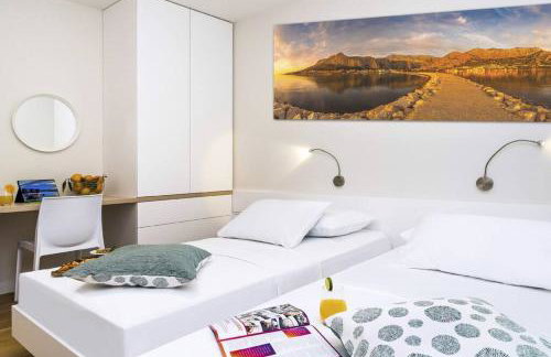 Villa Luxury Dream, Indoor Heated Pool, 7 persons, Sea Views, Omiš - Foto 37