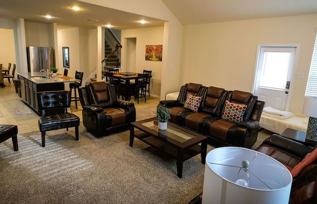 6Bdrm 2.5Bath 10Beds - Rosenberg - Foto 17