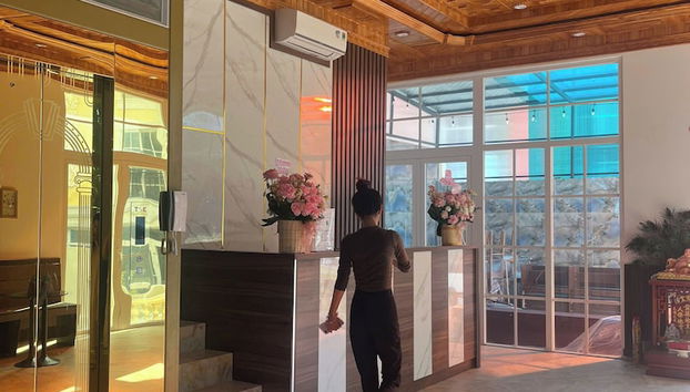 Triland Hillside - Foto 3, Recepción