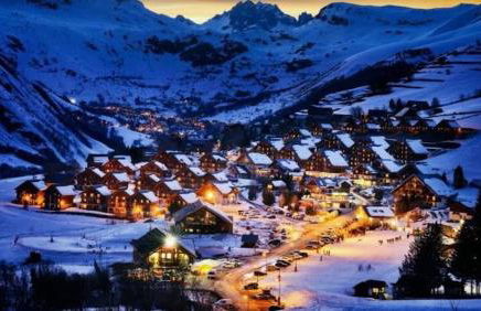 vue splendide montagnes centre village pieds des pistes et remontées Mécaniques - Foto 42