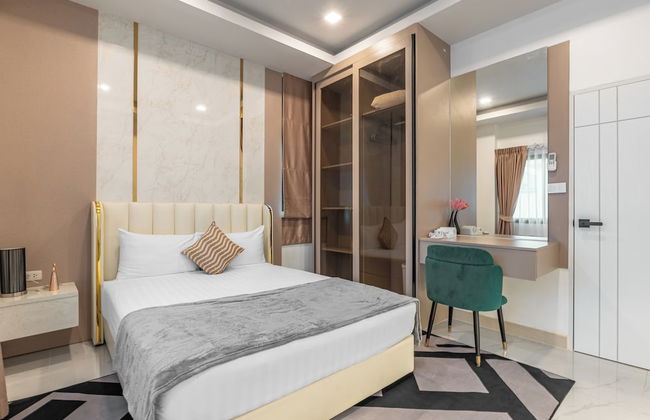 Southern Peak Pool Villa HuayYai Pattaya - Photo 41