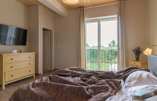 Luxurious Villa in Butkovici with Pool & Hot Tub - Foto 9