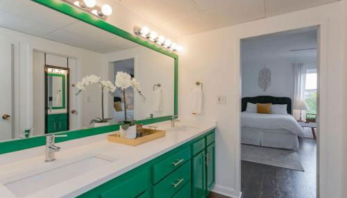 Home to the Stars on Music Row with Pool and Free Parking - Foto 5