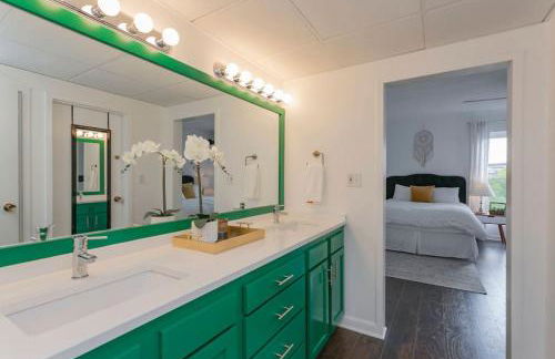 Home to the Stars on Music Row with Pool and Free Parking - Foto 5