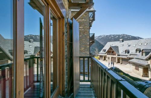 Baqueira Apartamentos Cota 1700 a pie de pistas - Photo 73