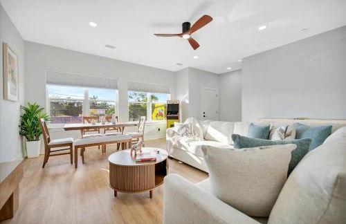 4br3ba Modern Sleeps 10 8 Minutes to Raymond James - Foto 14