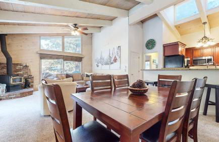 Mountain Chateau Retreat - Desirable Resort 4 BDR - Foto 9