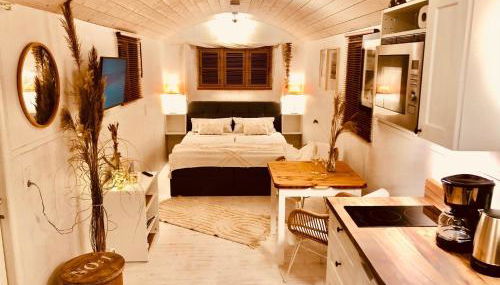 Zirkuswagen mit Outdoor Whirlpool und Garten - Foto 5