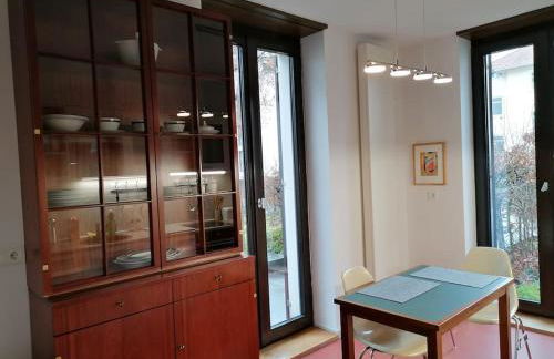 exklusive Wohnung in Architekten Villa, nähe Theater - Foto 27