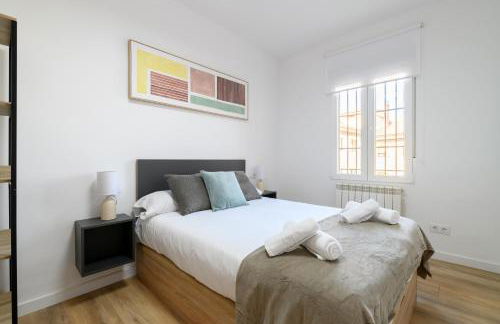 APT-Inside the Wall-Family,Games,Relax,History - Foto 48