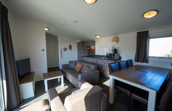 Pavilion 5 - Photo 7