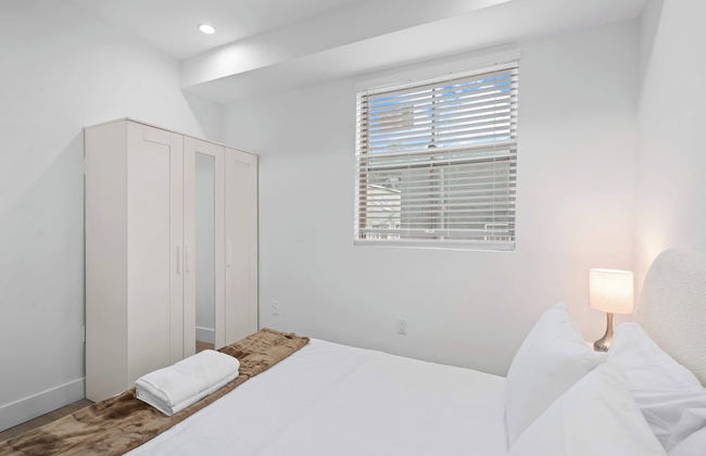 Not Affected by the Fire/modern Spacious Home With Parking & Fully Equipped Kitchen #3 - Foto 9