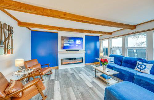 Waterfront Fox Lake Vacation Rental with Fire Pit! - Foto 6