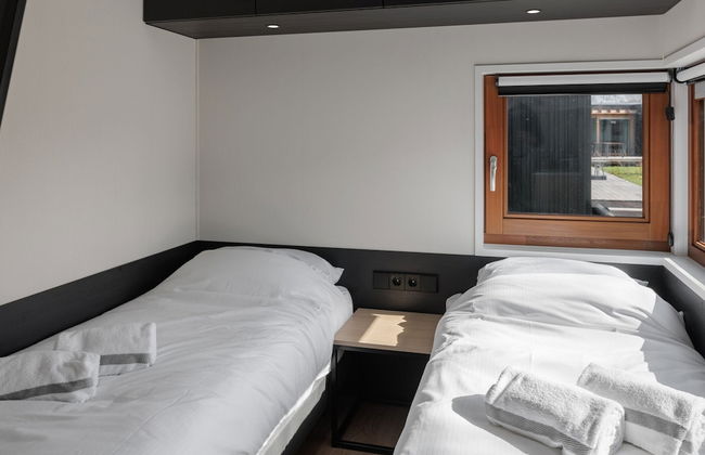 Lodge Near Brouwersdam & North Sea Beach - Photo 3