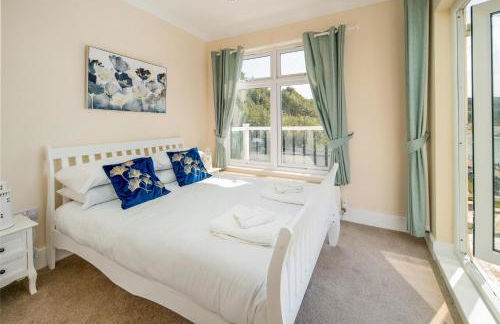 The Penthouse - Photo 6