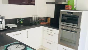 Petite maison agréable climatisée - Foto 1