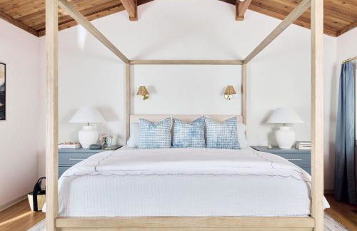 Unique LKN Waterfront Home with Dock - Foto 24