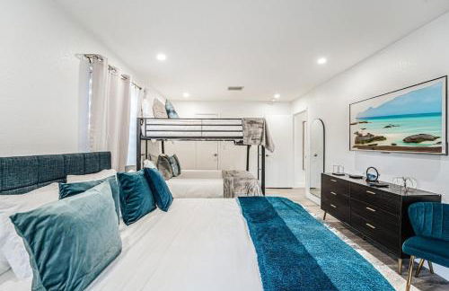 Beachfront Oasis w Htd Pool Cinema Game-Room Tiki - Foto 45