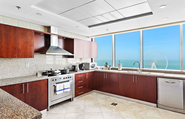 Blue Beach Tower - Photo 37