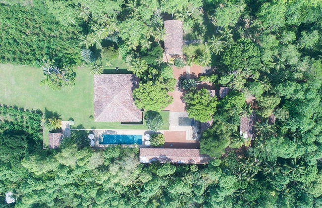 Historically Important Architecturally Stunning Hilltop Villa - Photo 8