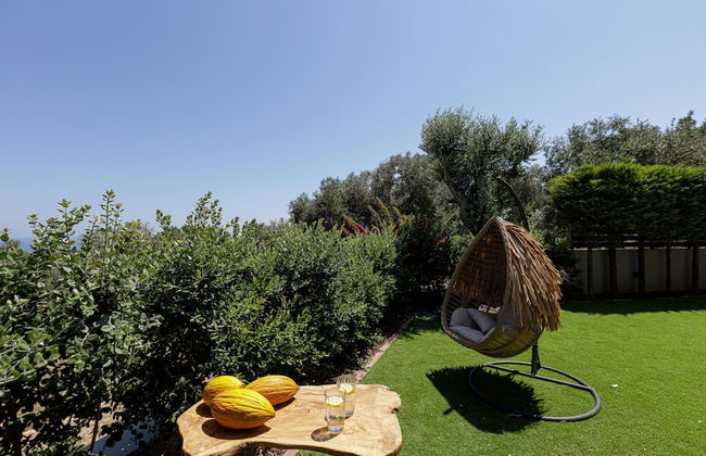 Villa Rizes Luxury in Maroulas - Photo 41