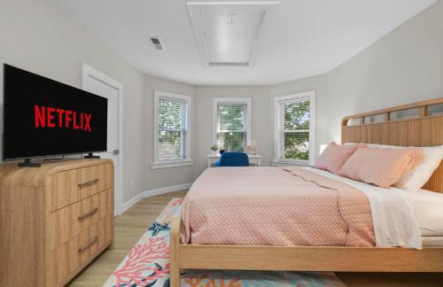 Waterfront Renovated Apartment - Foto 26