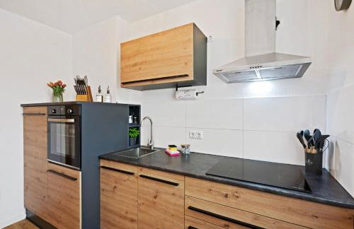 Wohlfühlapartment, Zentral, 200m zur UNI, Parkplatz, Boxspringbetten, Massagesessel, Nespresso, 1Gbit LAN & WIFI - Foto 28