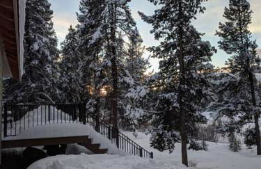 Wild Woods - Cascades Riverside Retreat - Foto 17