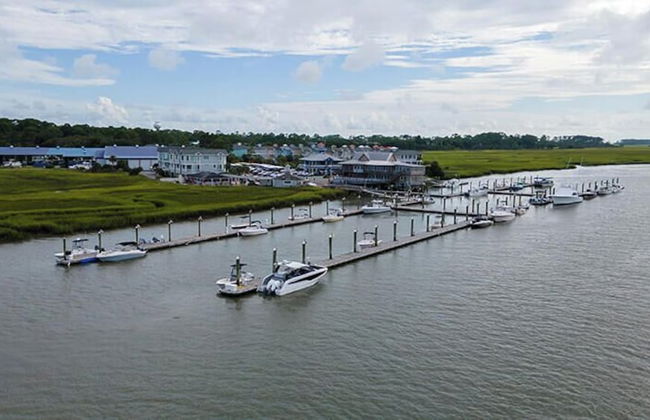 Spacious Two-story Home w/ Porch Views of Golf Course - Steps From Marina - Foto 32