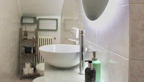 The Painter's Nest with Private Lake Garden - Foto 4