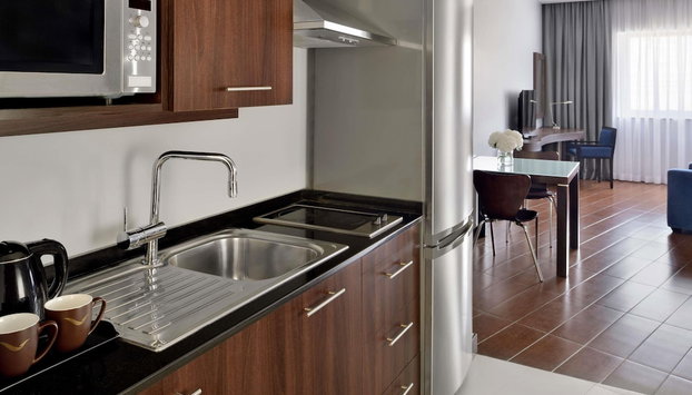 Movenpick Hotel Apartments Al Mamzar Dubai - Foto 5, Habitación