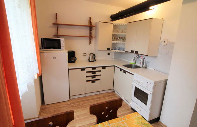 Vlhlavy u Hluboké - Foto 4