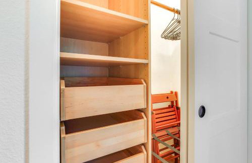 Riverfront Sandy Retreat, Fish and Kayak On-Site - Photo 12