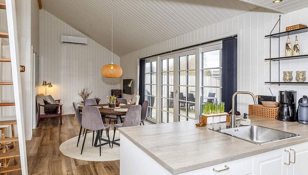 6 Person Holiday Home in Logstor - Foto 4, Cocina privada