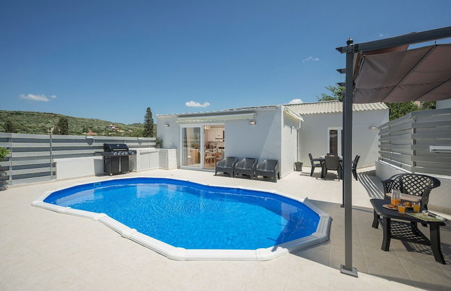 B&M Villa Sirili - Foto 45