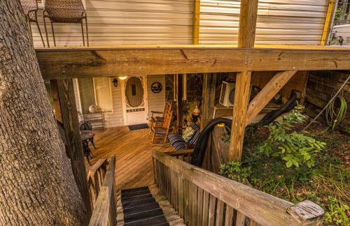 Moonshine Creek Too - Foto 3