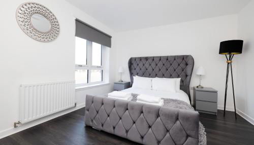 Stylish 3BR Home with Garden & Free Parking - Near O2 Academy & City Centre - Foto 4