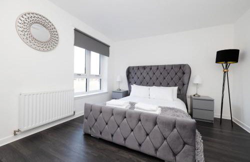 Stylish 3BR Home with Garden & Free Parking - Near O2 Academy & City Centre - Foto 4