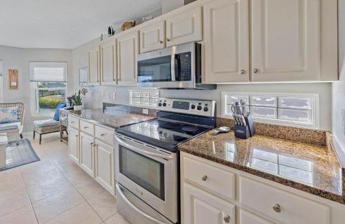 5 Bed3bath waterfront pool home with full gym, office, and heated pool! - Foto 22