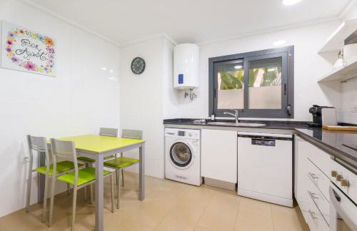 Hogar Brisa de las Marinas acogedor apartamento con amplia terraza y acceso directo a las piscinas-Comfortable apartment with spacious terrace and direct pool access - Foto 23