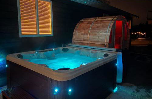 Black Hills Getaway with Hot Tub & Game Room for 18 - Foto 51