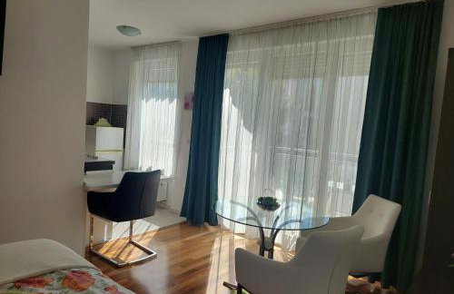 Apartman Zelena Oaza-SelfCheckIns parking free - Photo 4