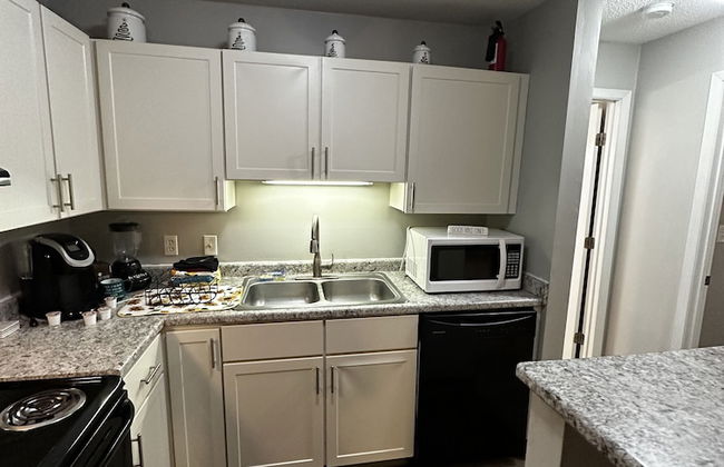 2 BR con patio por el centro comercial - Foto 43