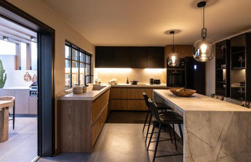 The sand City apartment with Outdoor Hot Tub - Foto 9