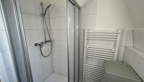 Cheap apartment in Solingen near Wuppertal - Foto 5, Shower