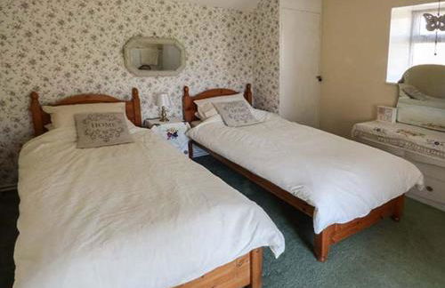 Church View - Photo 7